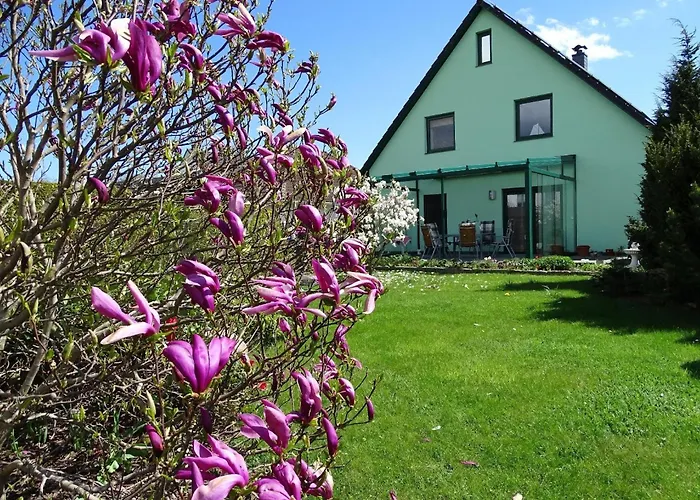 Charmantes Appartement In Binz Mit Garten